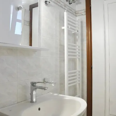 Cozy Studio Lala's In Naxos Town דירה
